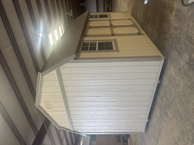 Side Lofted Barn - 10x16