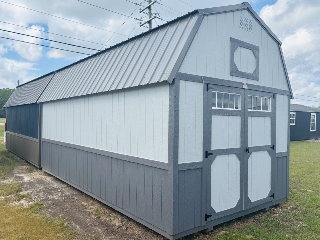 Lofted Barn - 10x20