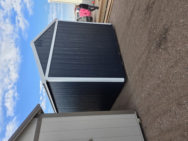 Side Utility - 10x20
