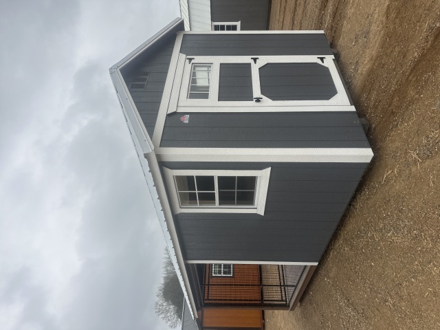 Dog Kennel - 8x16