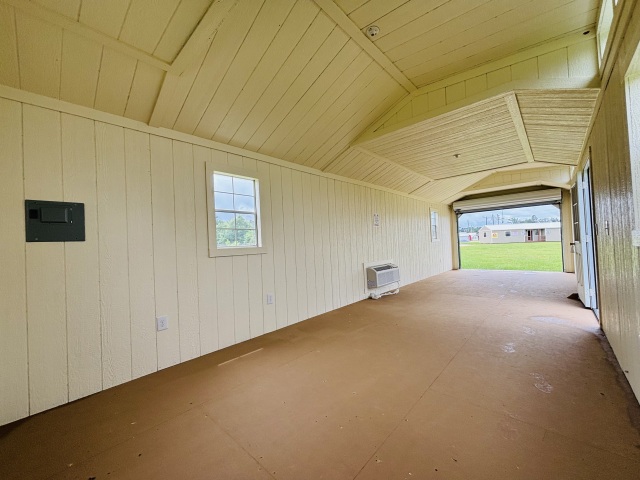 Side Utility - 12x36
