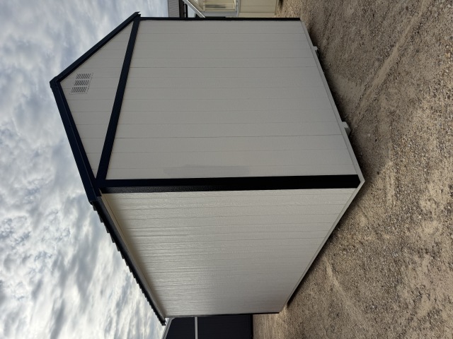 Side Utility - 10x16
