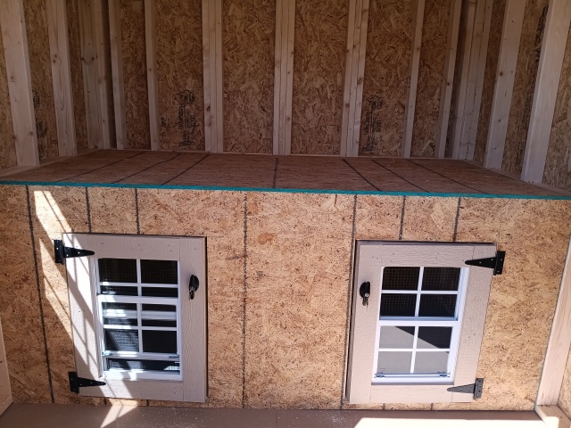 Dog Kennel - 8x16