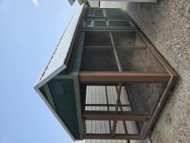 Chicken Coop - 8x20