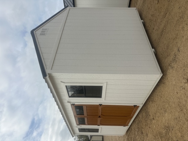 Side Utility - 10x16
