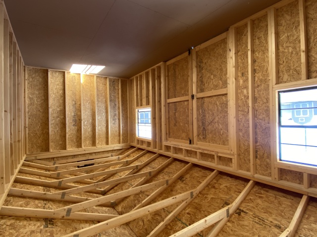 Side Utility - 10x20
