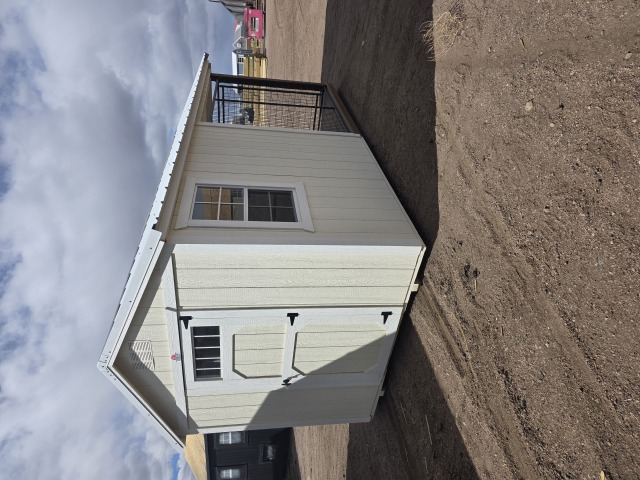 Dog Kennel - 8x16