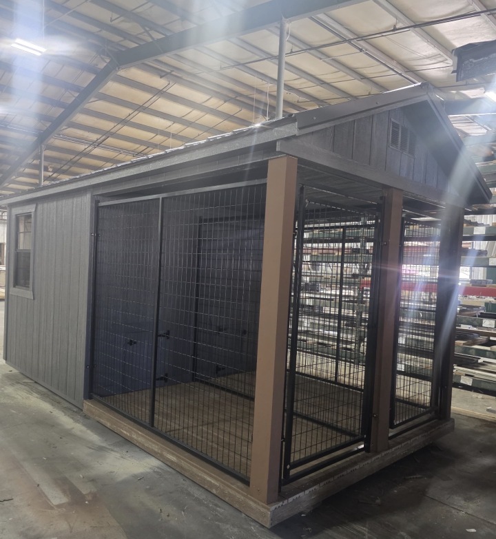 Dog Kennel - 8x16
