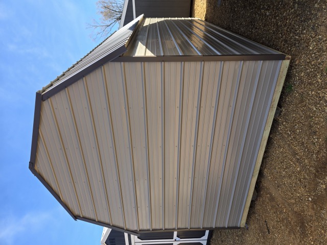 Side Lofted Barn - 10x20