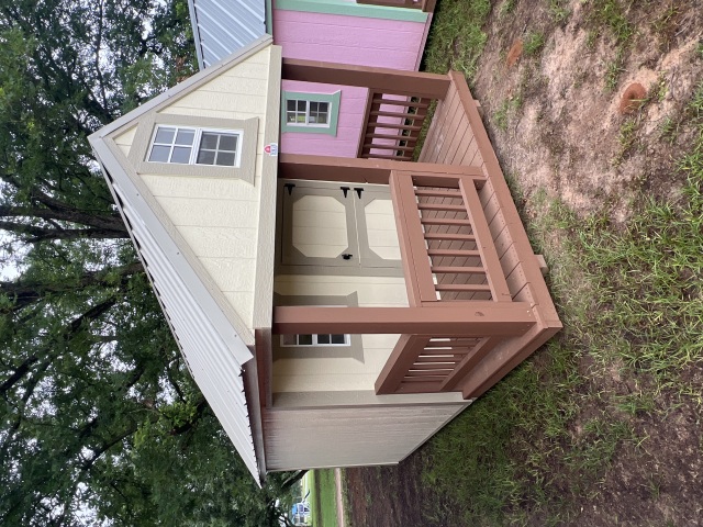 Playhouse (Hideout) - 8x12