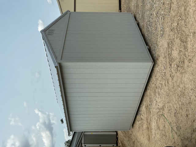 Side Utility - 10x12