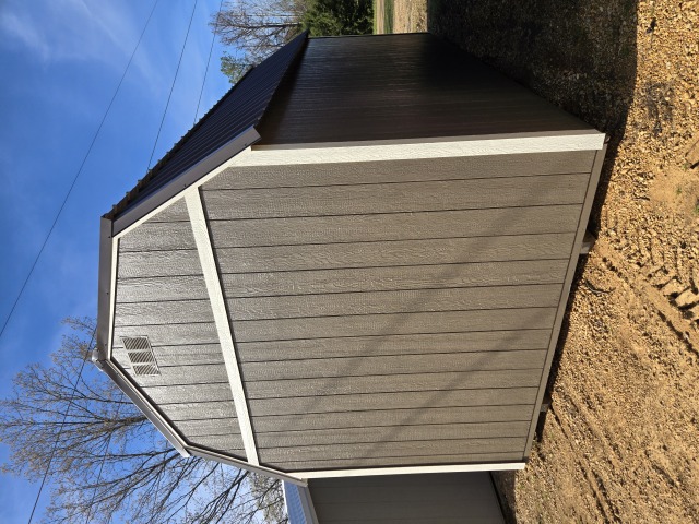 Side Lofted Barn - 10x20
