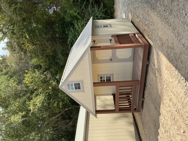 Playhouse (Hideout) - 10x12