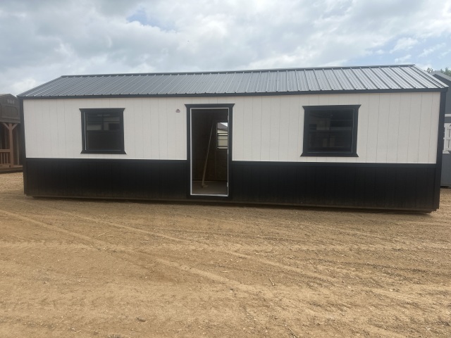 Side Utility - 12x32