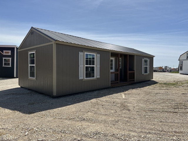 Side Cabin - 16x40