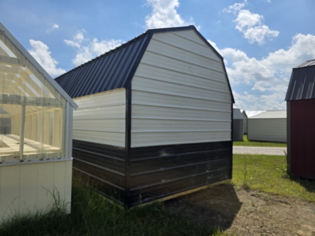 Lofted Barn - 10x20
