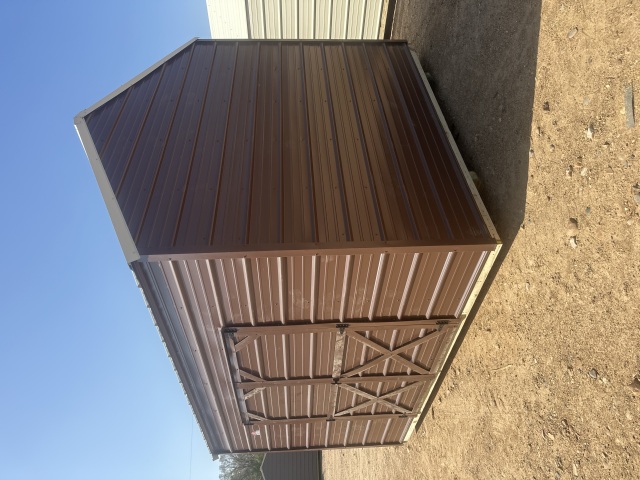 Side Lofted Utility - 10x12