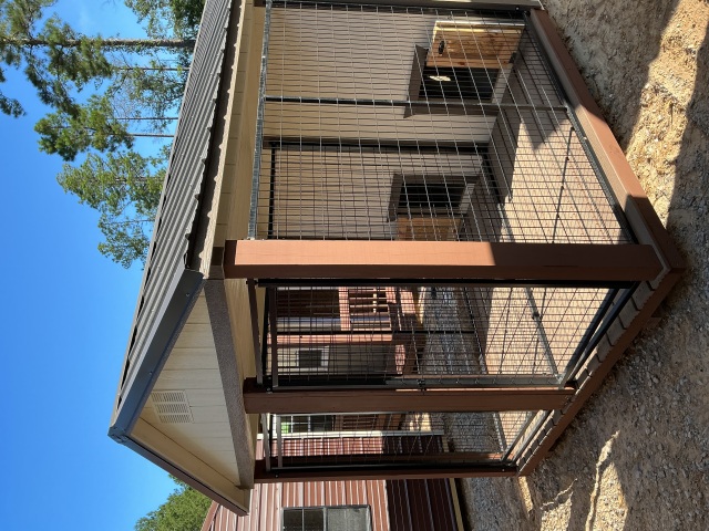 Dog Kennel - 8x16