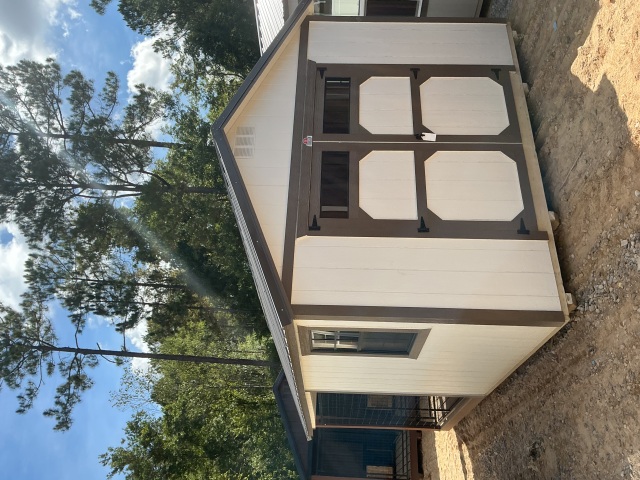 Dog Kennel - 12x16