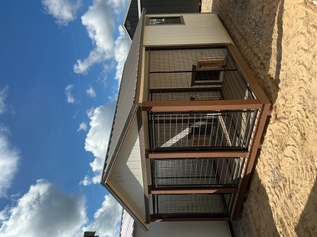 Dog Kennel - 12x16