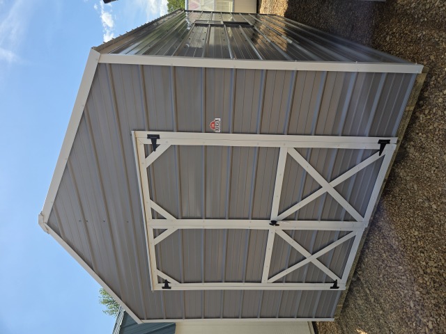 Utility Xtra Height - 10x20