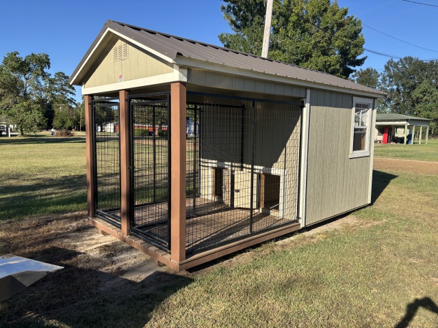 Dog Kennel - 8x16