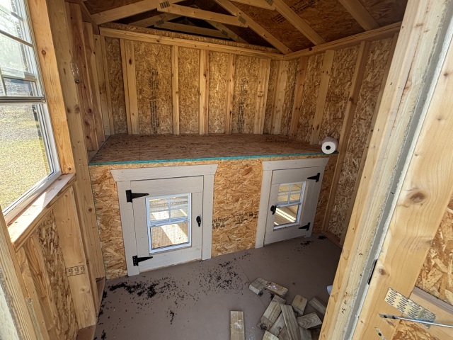 Dog Kennel - 8x16