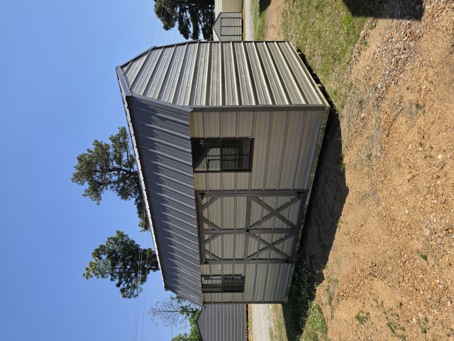 Side Lofted Barn - 10x16