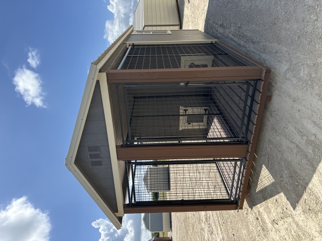 Dog Kennel - 8x16