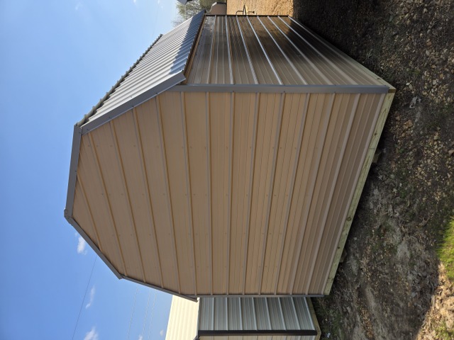 Side Lofted Barn - 10x16