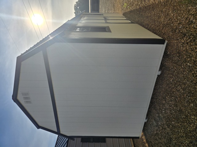 Side Lofted Barn - 10x20