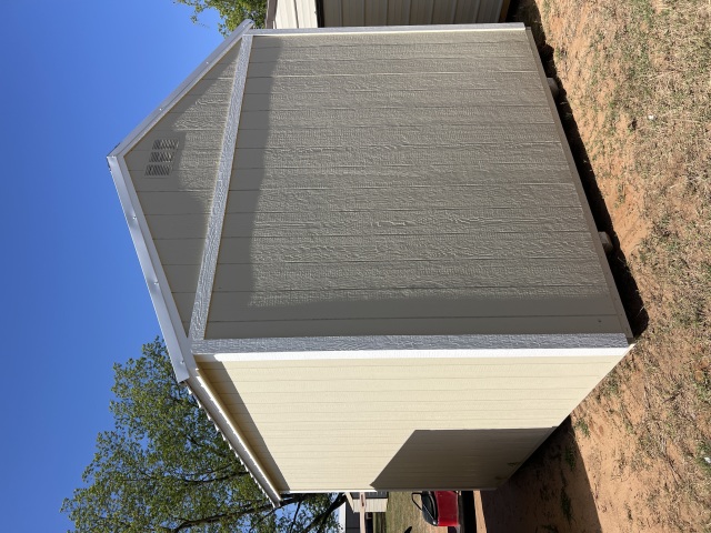 Utility Xtra Height - 10x12