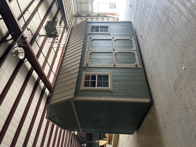 Side Lofted Barn - 10x16