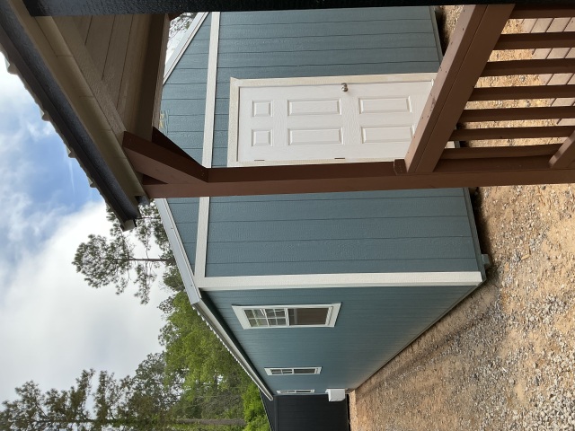 Side Utility - 12x40