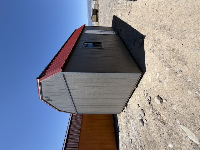 Lofted Barn - 10x20