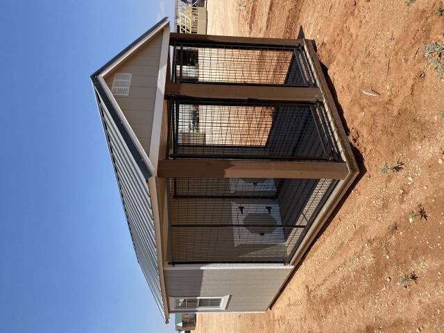 Dog Kennel - 8x16