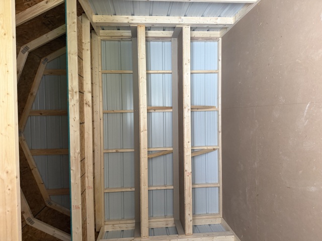 Lofted Barn - 10x12