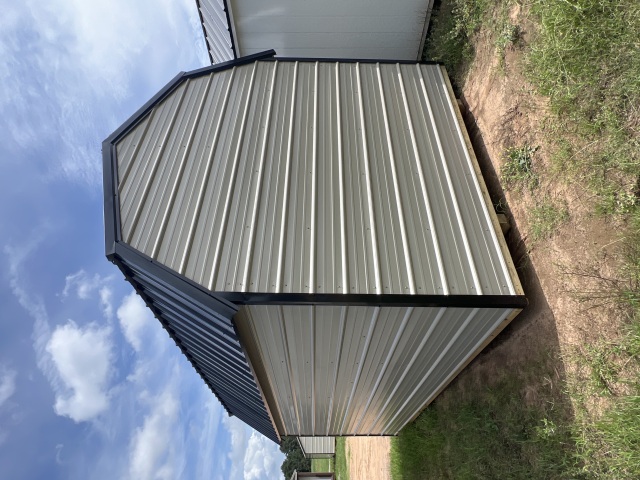 Side Lofted Barn - 10x16