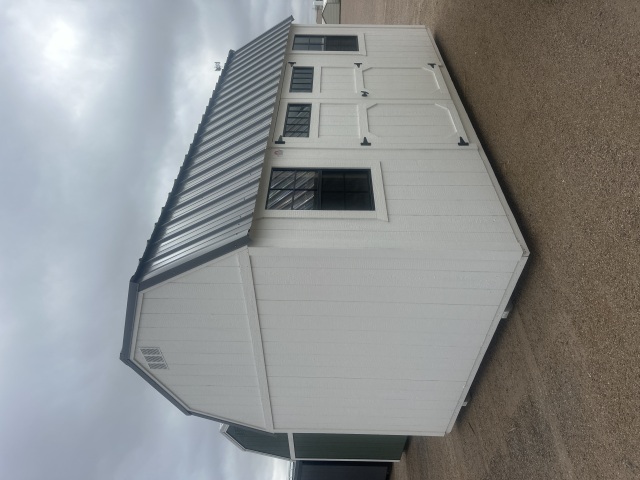 Side Lofted Barn - 10x16