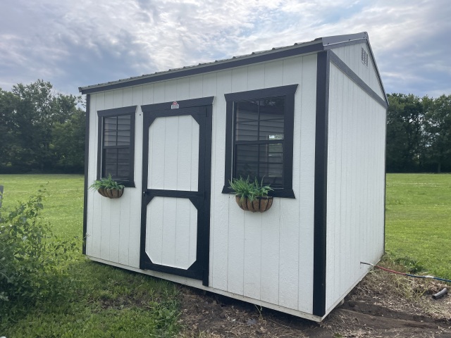 Side Utility - 10x12