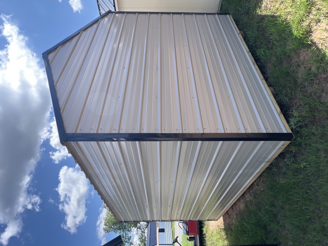 Utility Xtra Height - 10x12