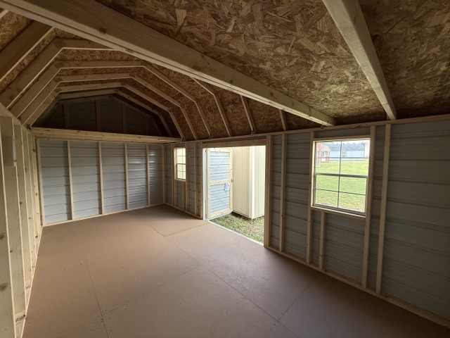 Side Lofted Barn - 10x20