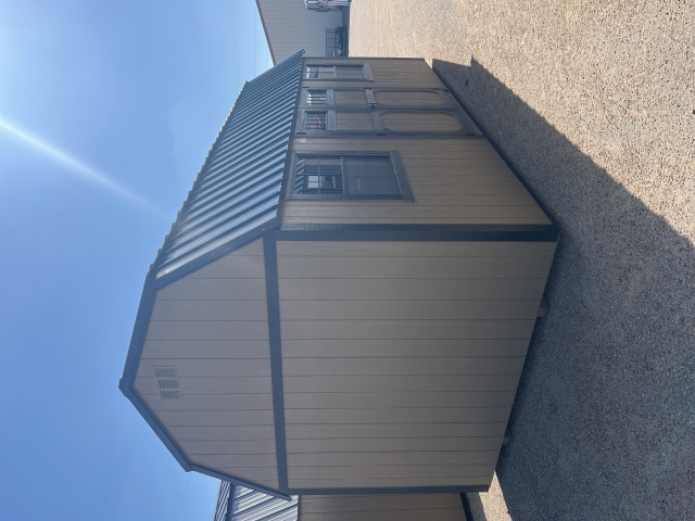 Side Lofted Barn - 10x20