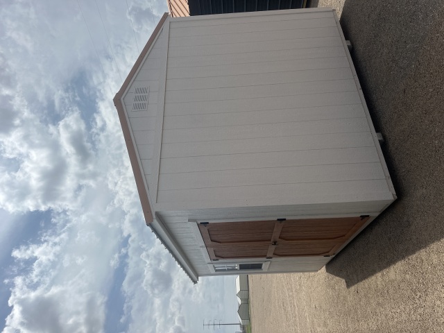 Side Utility - 10x12