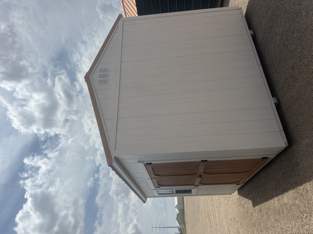 Side Utility - 10x12
