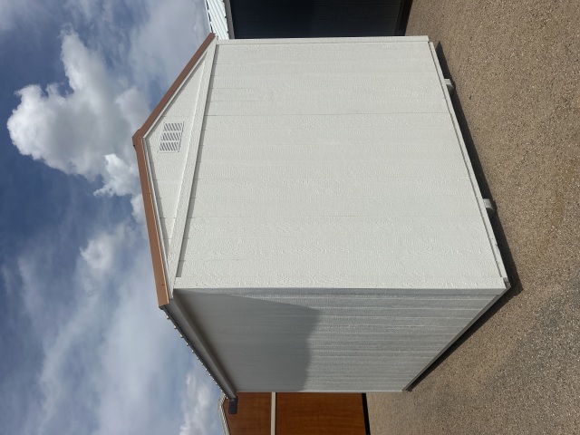 Side Utility - 10x12