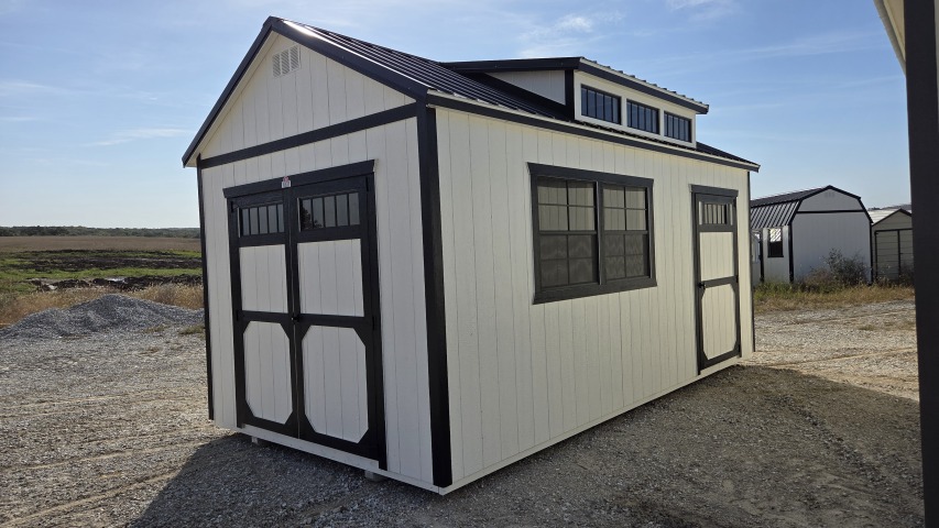 Utility Xtra Height - 10x20