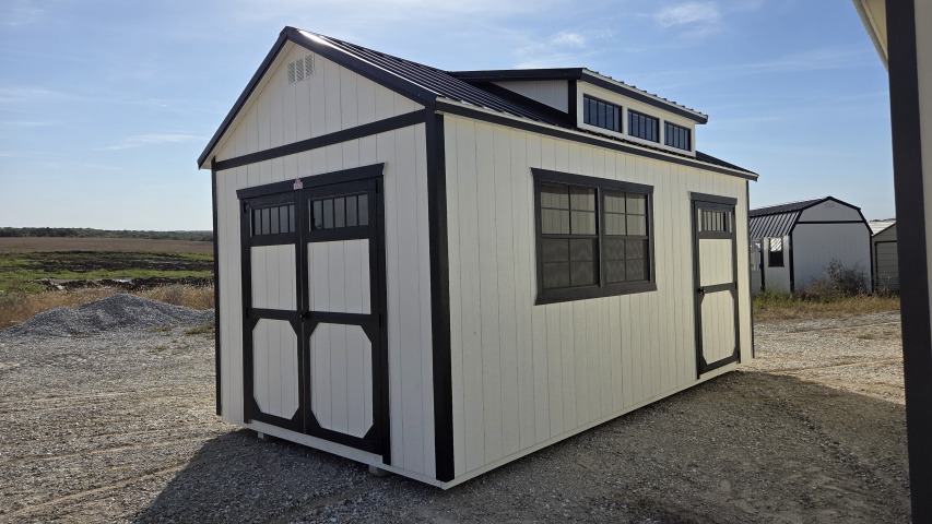 Utility Xtra Height - 10x20