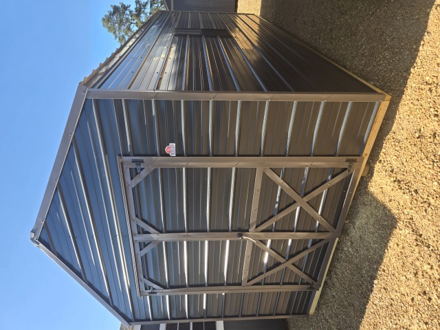 Utility Xtra Height - 10x20