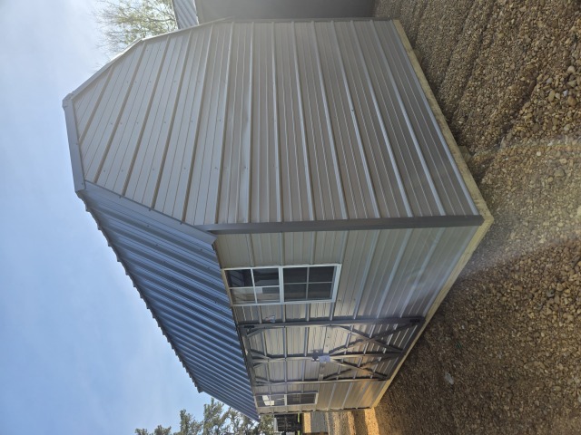 Side Lofted Barn - 10x16